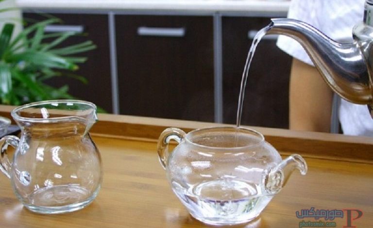seven reasons why you should drink one glass of warm water a day